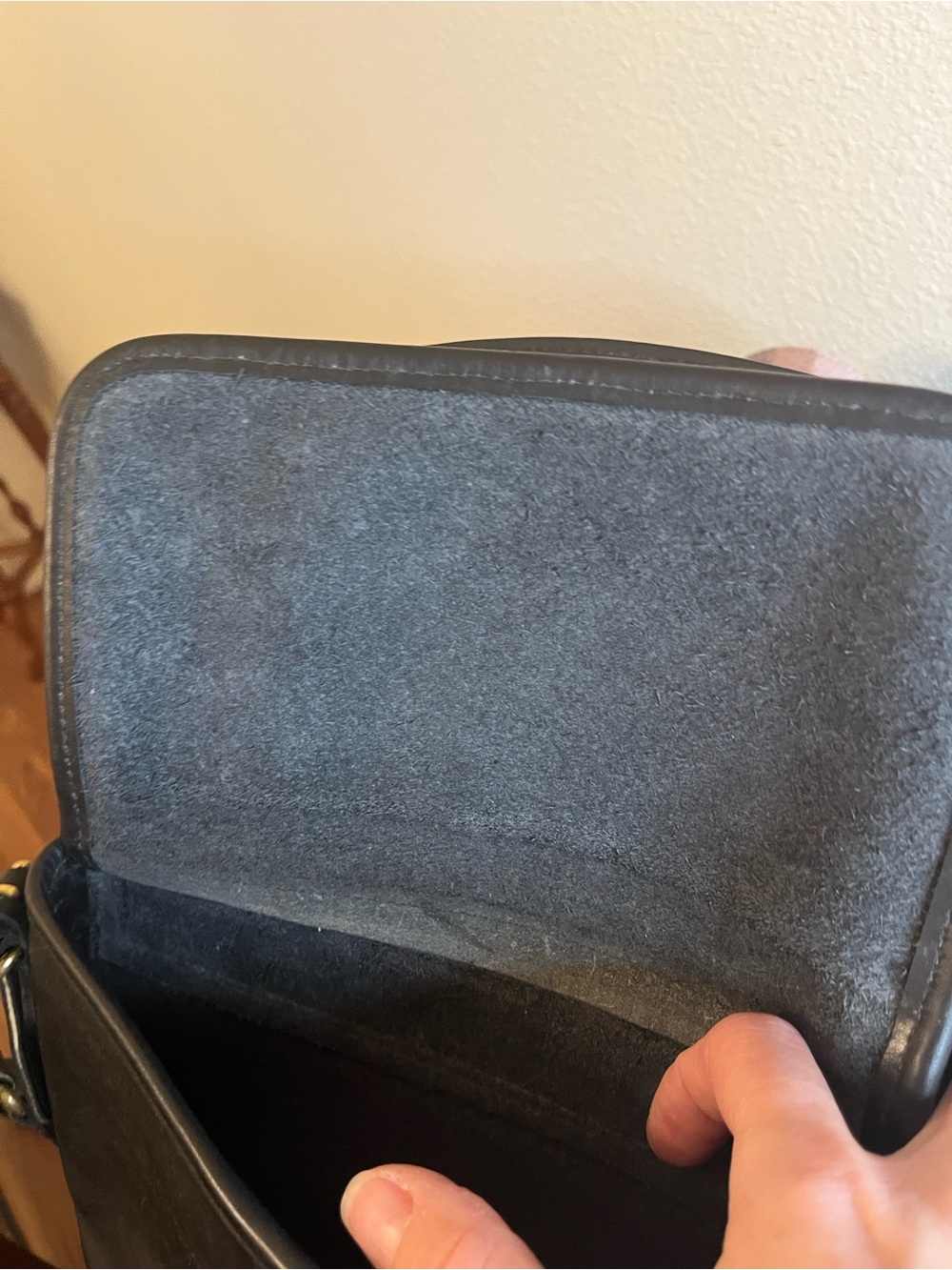 Vintage Black Coach Equestrian style 9807 Crossbody Bag